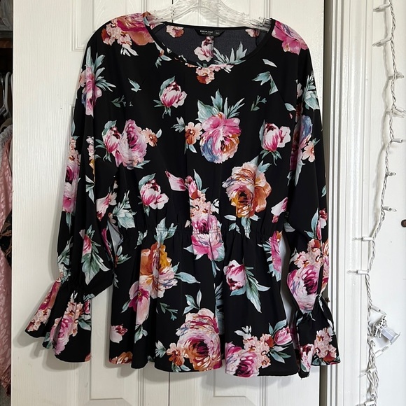 Shein Ladies Floral Dressy Blouse 0XL - Picture 2 of 7